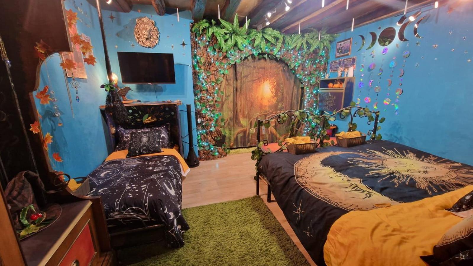 La Casa Di Strega Euphoria - Casa Vacanza Tra Arte E Magia Витербо Екстериор снимка